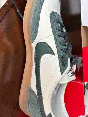 Nike Women's Killshot 2, Vintage Green - NIB